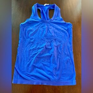 Athleta Momentum Tank - M